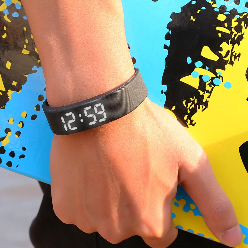 Smart Multifunctional Wristband Fitness Bracelet IP65 Waterproof Sports